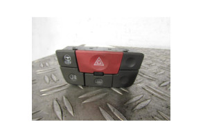 Bouton de warning FIAT PANDA 2 Photo n°1