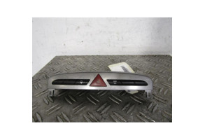 Bouton de warning PEUGEOT 308 1 Photo n°1