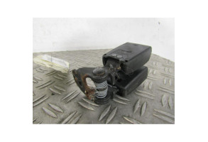 Attache ceinture arriere droit FORD FOCUS 2 Photo n°2