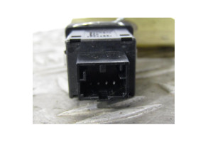 Bouton de warning AUDI A4 4 Photo n°2