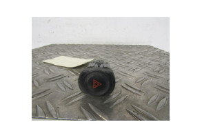 Bouton de warning DACIA DUSTER 1 Photo n°1