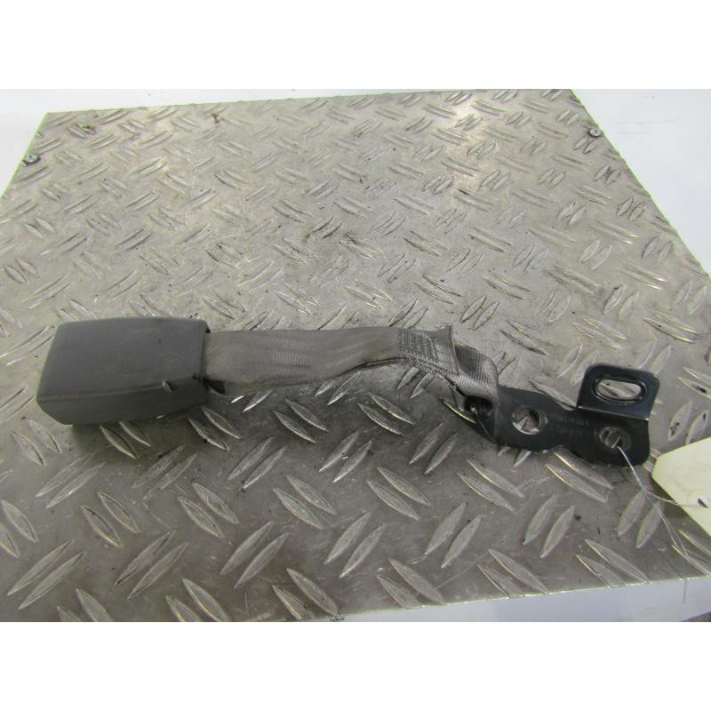 Attache ceinture arriere gauche KIA RIO 2 Photo n°1