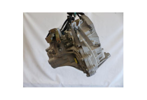 Boite de vitesses NISSAN PRIMERA 4 Photo n°2