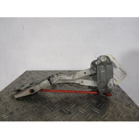 Charniere de capot PEUGEOT EXPERT 1