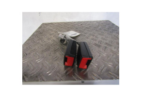 Attache ceinture arriere gauche VOLKSWAGEN PASSAT 6 Photo n°1