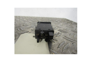 Bouton de warning SKODA OCTAVIA 1 Photo n°1