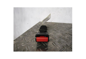 Attache ceinture arriere droit PEUGEOT 206 Photo n°1