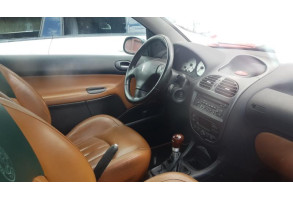 Attache ceinture arriere gauche PEUGEOT 206 Photo n°3