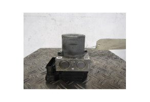 Bloc ABS (freins anti-blocage) HYUNDAI I 40 Photo n°2