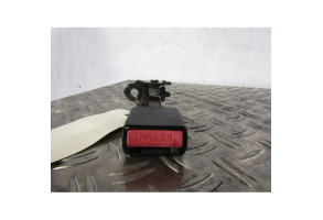 Attache ceinture arriere droit PEUGEOT 407 Photo n°1