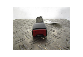 Attache ceinture arriere gauche PEUGEOT 405 Photo n°1