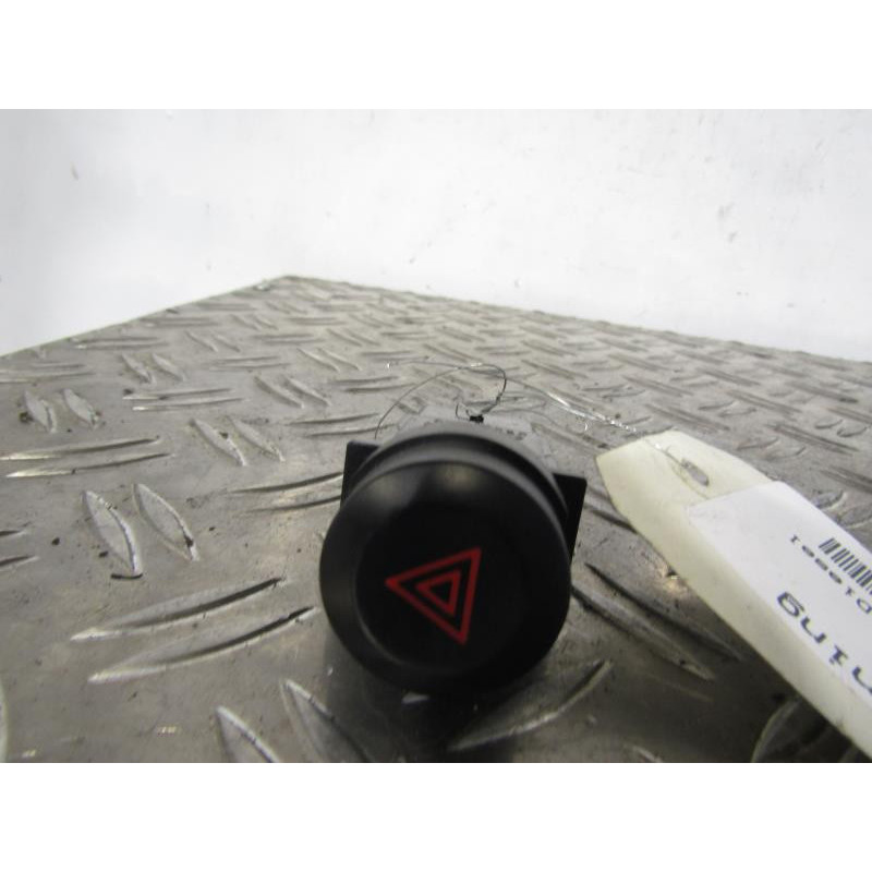 Bouton de warning KIA SORENTO 1 Photo n°1