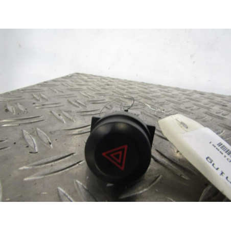 Bouton de warning KIA SORENTO 1