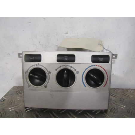 Commande chauffage TOYOTA COROLLA VERSO 2
