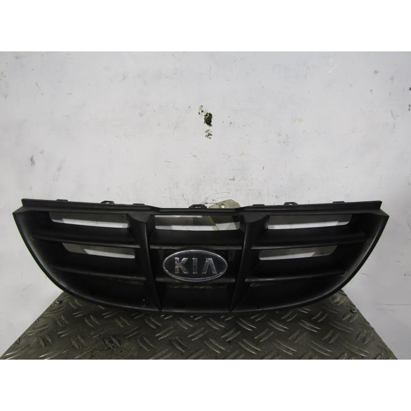 Calandre KIA CERATO Photo n°1