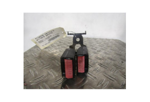 Attache ceinture arriere gauche RENAULT MEGANE 2 Photo n°1