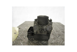 Bloc ABS (freins anti-blocage) TOYOTA RAV4 2 Photo n°2