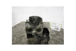 Bloc ABS (freins anti-blocage) TOYOTA RAV4 2 Photo n°4