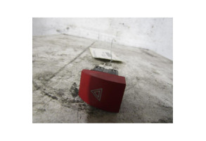 Bouton de warning SKODA OCTAVIA 2 Photo n°1