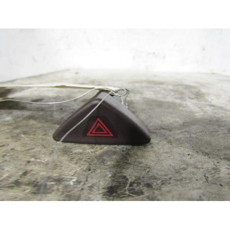 Bouton de warning VOLVO XC 70 1 CROSS COUNTRY