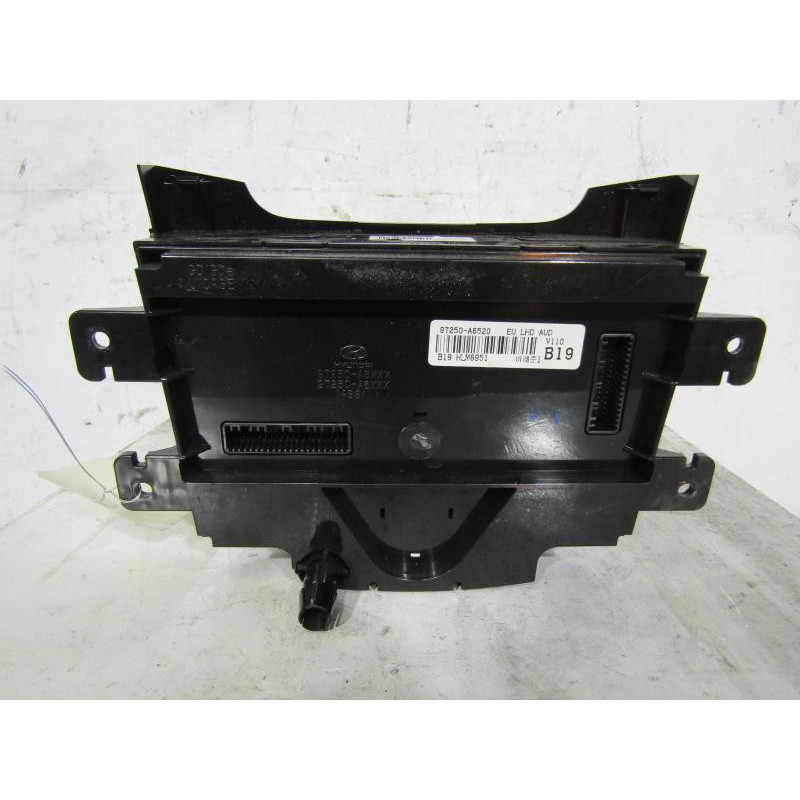 Commande chauffage HYUNDAI I 30 2 Photo n°1