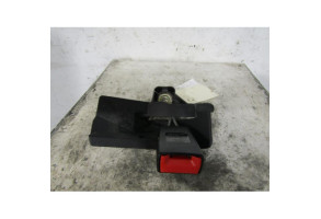 Attache ceinture arriere droit AUDI A4 2 Photo n°1