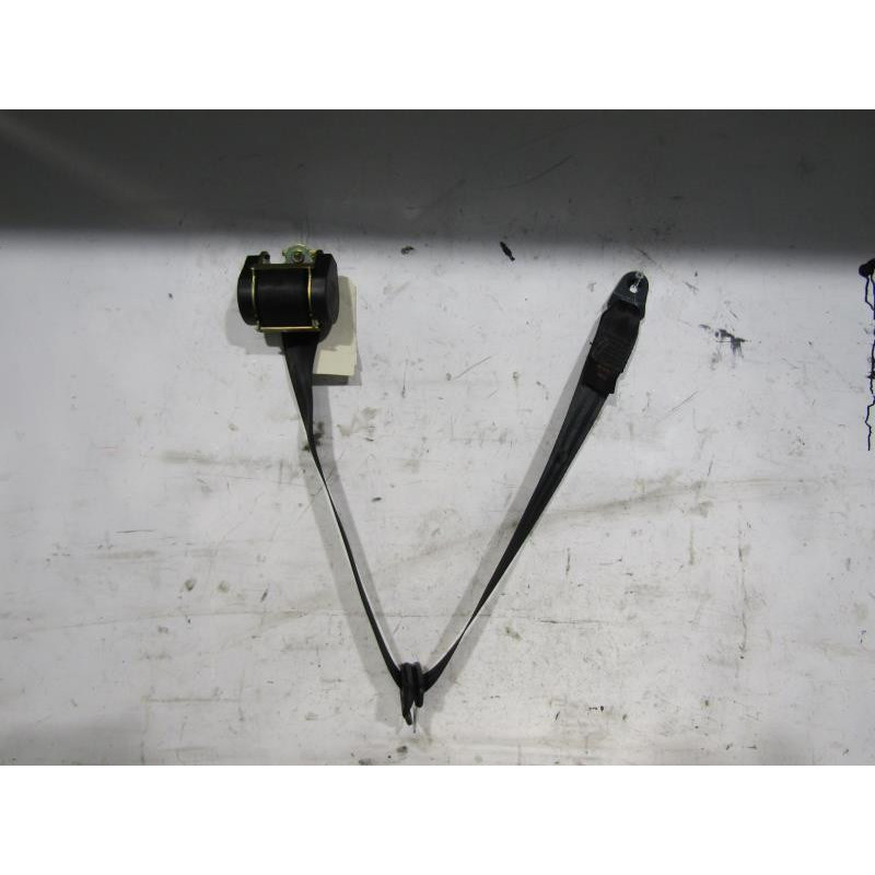Ceinture arriere droit PEUGEOT 307 Photo n°1