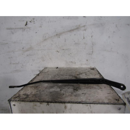 Bras essuie glace avant gauche TOYOTA AVENSIS 2