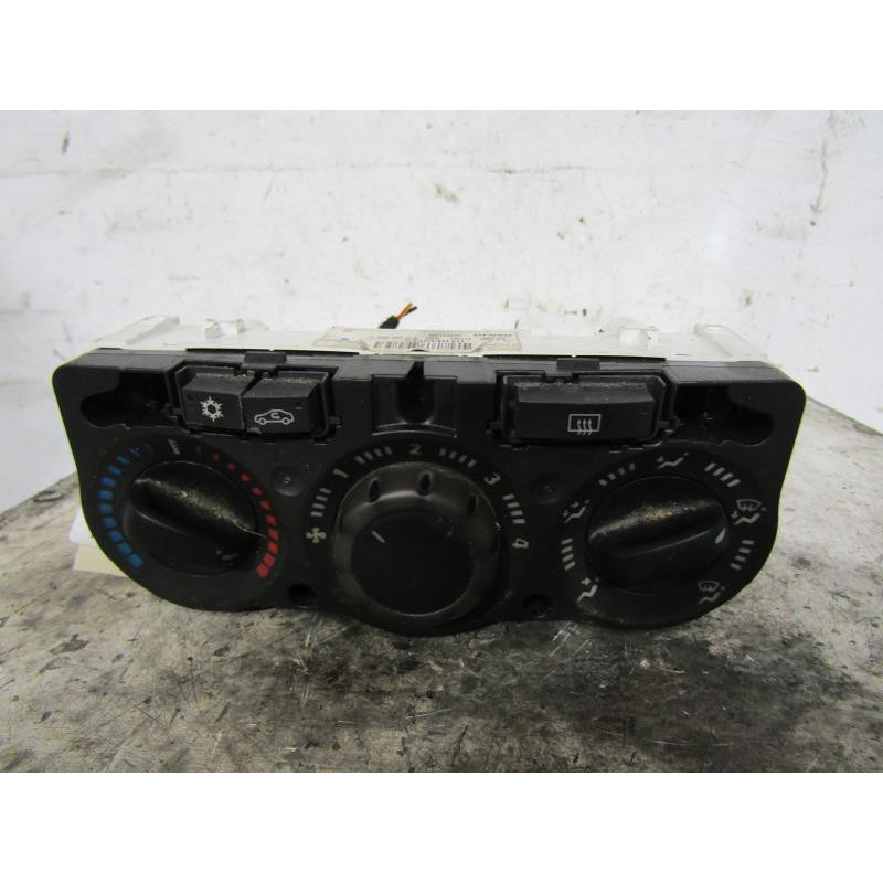 Commande chauffage OPEL CORSA D Photo n°1