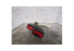 Attache ceinture arriere gauche AUDI A4 2 Photo n°1