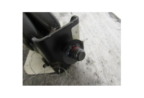 Attache ceinture arriere droit VOLVO S 80 1 Photo n°2