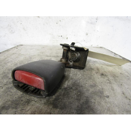 Attache ceinture arriere gauche VOLVO S 80 1