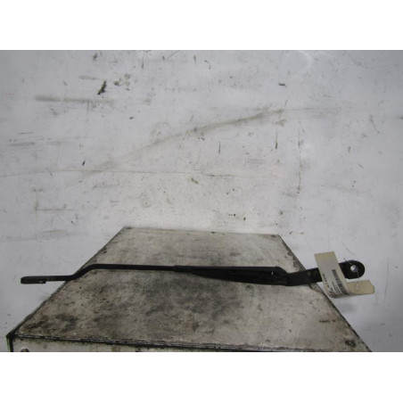 Bras essuie glace avant gauche VOLKSWAGEN GOLF 3
