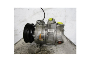 Compresseur clim AUDI A4 1 Photo n°3