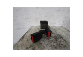 Attache ceinture arriere gauche AUDI A6 2 Photo n°1