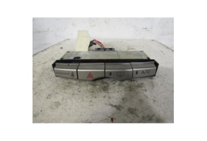 Bouton de warning DAIHATSU SIRION 2 Photo n°1