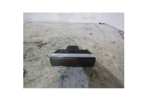 Bouton de warning FORD MONDEO 3 Photo n°2