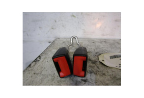Attache ceinture arriere gauche SKODA FABIA 1 Photo n°1