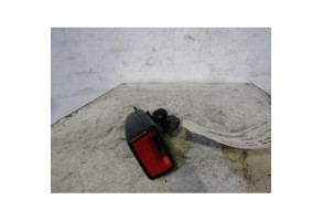 Attache ceinture arriere centrale OPEL CORSA D Photo n°1