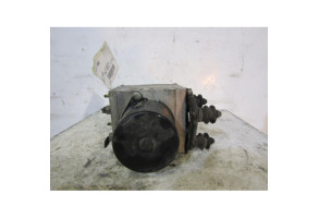 Bloc ABS (freins anti-blocage) VOLKSWAGEN PASSAT 5 Photo n°4