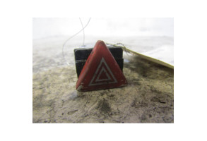 Bouton de warning AUDI A3 1 Photo n°1