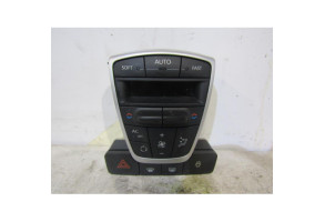 Bouton de warning RENAULT LAGUNA 3 Photo n°1