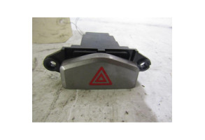 Bouton de warning KIA CARENS 2 Photo n°1