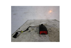 Attache ceinture arriere gauche AUDI A8 1 Photo n°1
