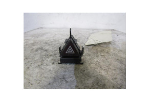 Bouton de warning MERCEDES CLASSE A 169 Photo n°1