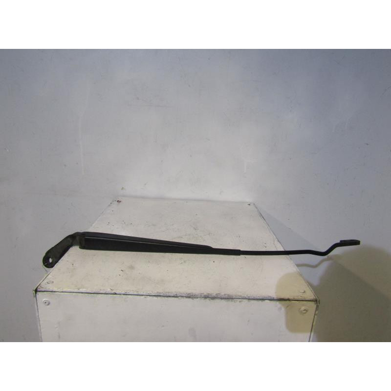 Bras essuie glace avant droit CHRYSLER VOYAGER 4 Photo n°1