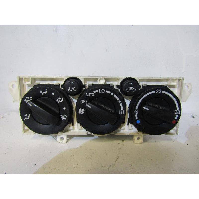 Commande chauffage TOYOTA AVENSIS 1 Photo n°1