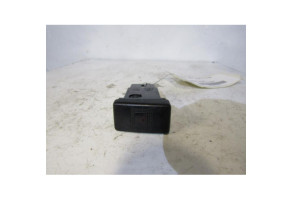 Bouton de warning HYUNDAI TRAJET Photo n°1