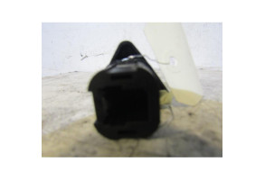 Bouton de warning FORD FIESTA 5 Photo n°2
