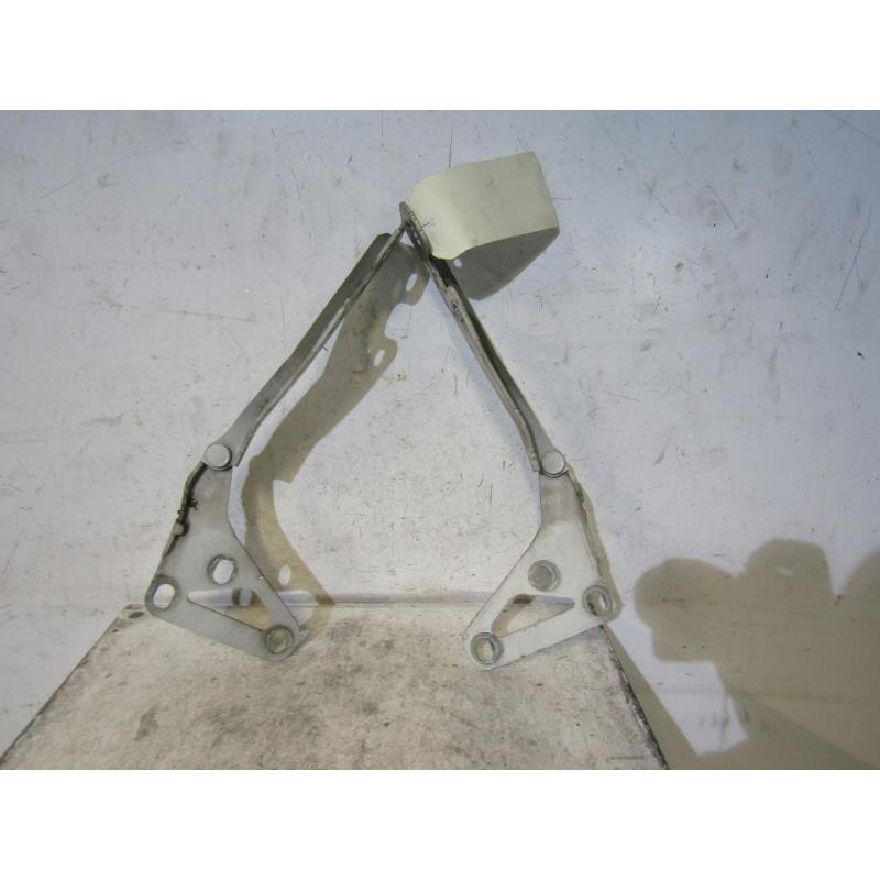 Charniere de capot OPEL ASTRA H Photo n°1